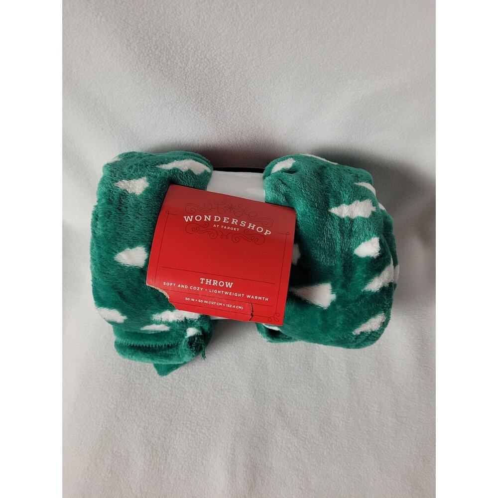 Wondershop Tree throw blanket from Target soft & cozy lightweight 50" x 60"